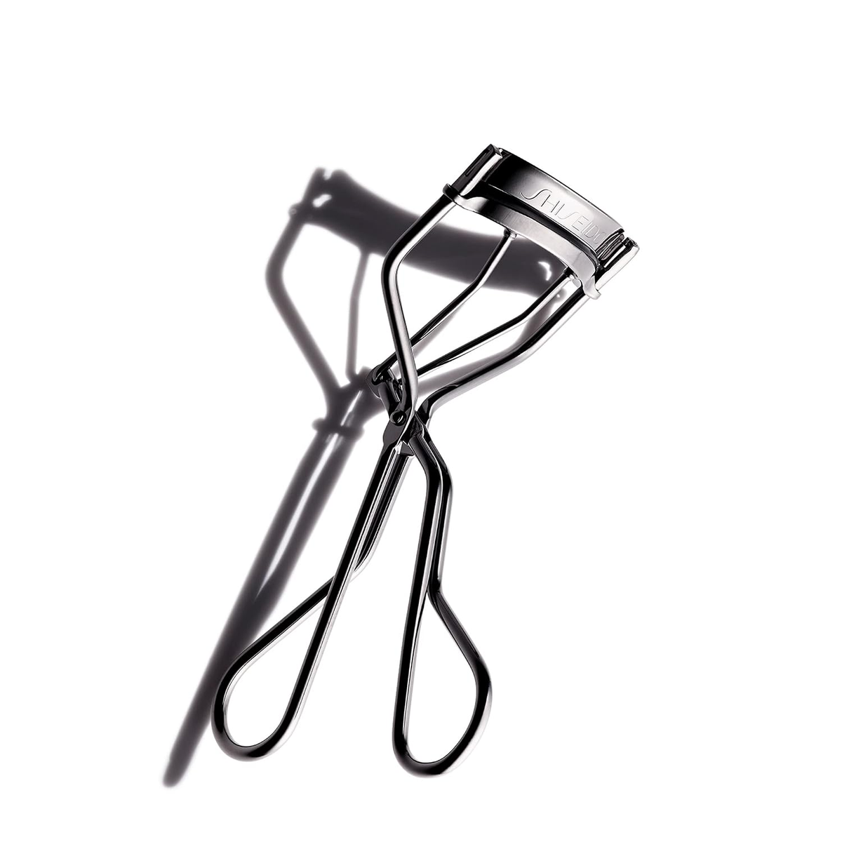 Shiseido Eyelash Curler — award-winning lash curler for all eye shapes